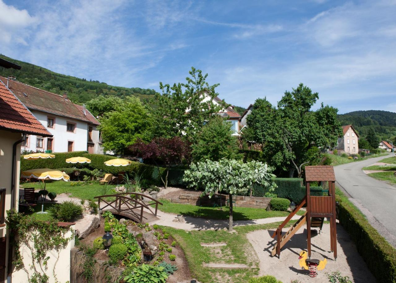 Hotel Restaurant Auberge Metzger Natzwiller Exteriör bild